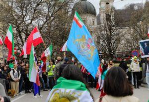 Bericht öffnen Bericht öffnen