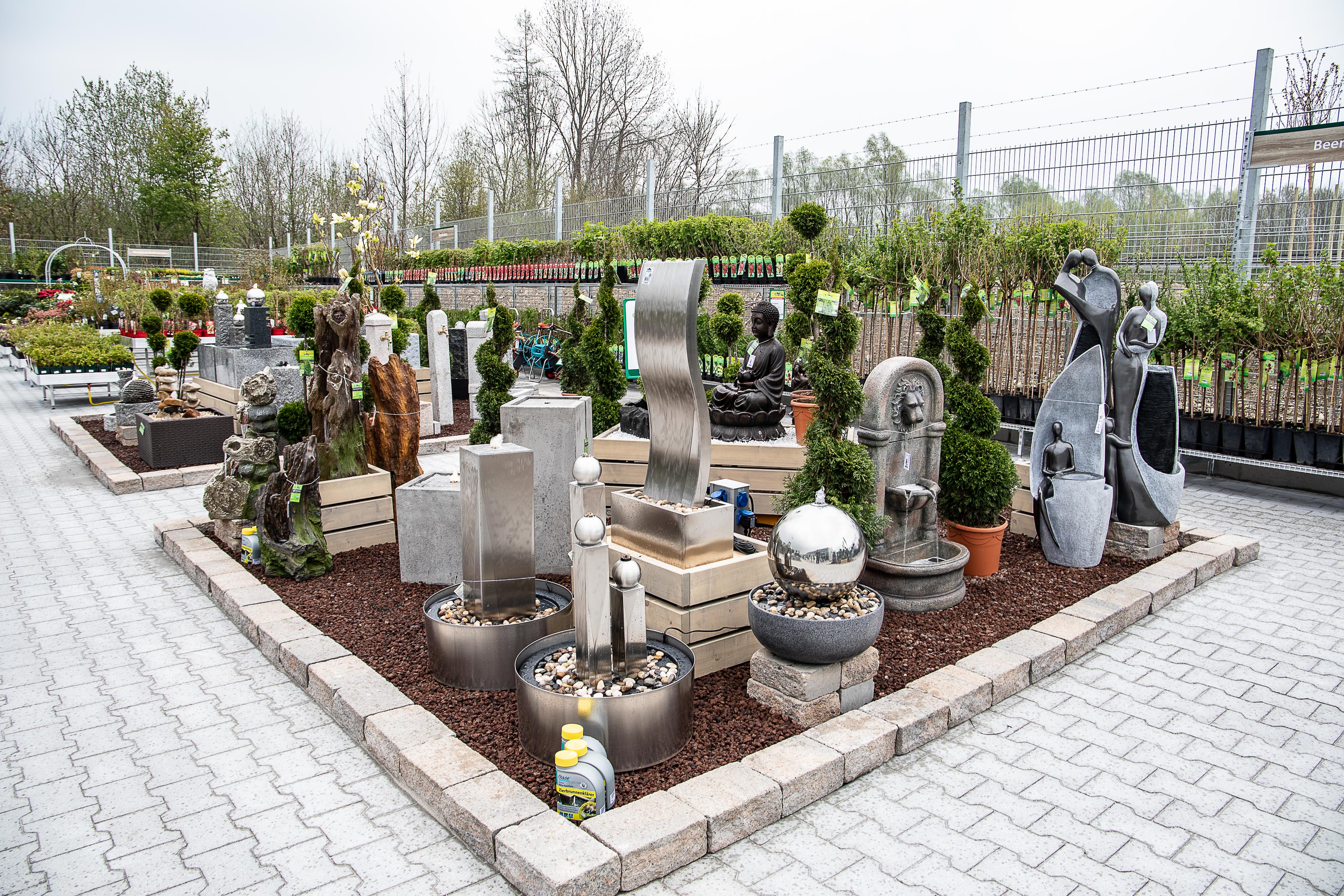 FMT-Pictures - Neuer Dehner-Markt in Anif kurz vor Erffnung vom 10.04.2019